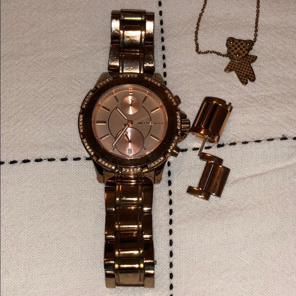 Watch - Picture 2 of 2